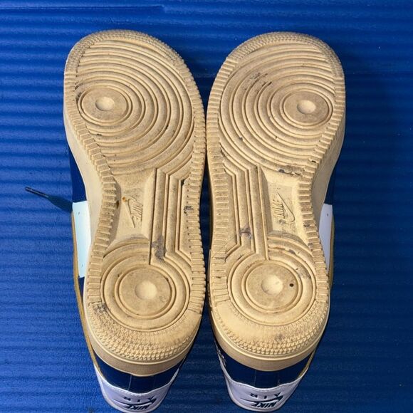 Size 9.5- Men’s Nike Air Force 1 Low Undefeated 5 On It Sneakers DM8462-400 - Picture 8 of 8